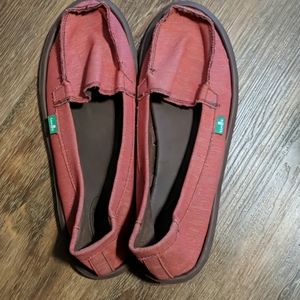 Sanuk red slides